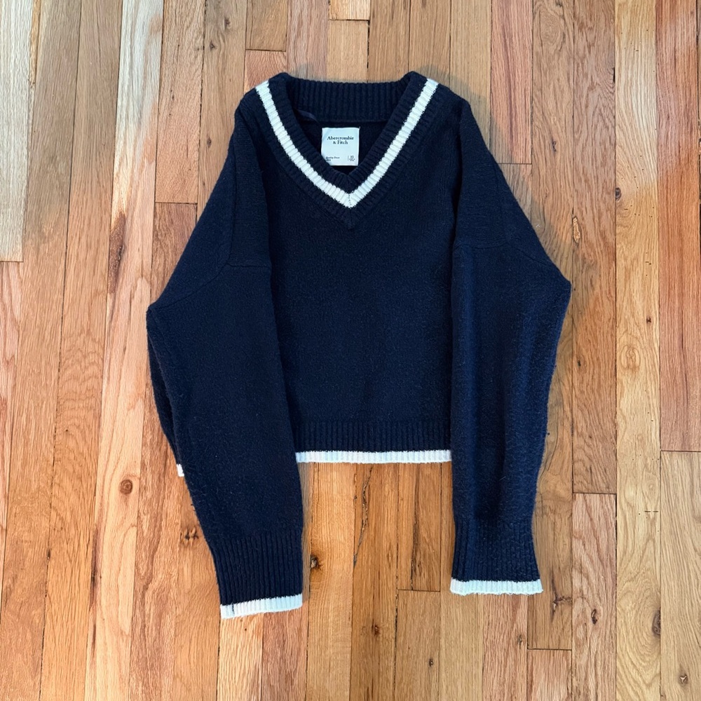 Abercrombie V-Neck Sweater